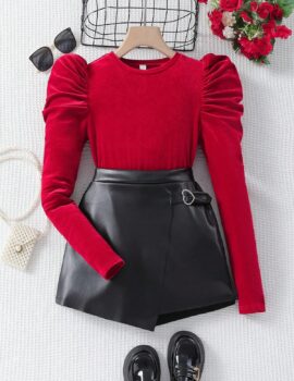 A28182 – Conjunto Blusa Roja Terciopelo Falda Short De Cuerina – 10A